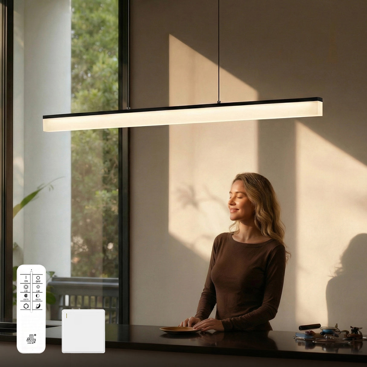 Suspension LED Glasvilla, à intensité variable avec télécommande, 3000K/4000K/6000K, câble ajustable, convient pour la salle à manger, le salon et la chambre.